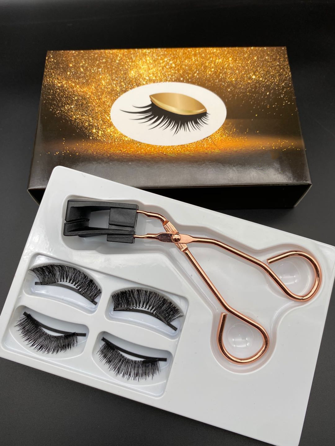 Quantum | Magnetic False Eyelashes Set | include 2 Pairs of Eyelashes