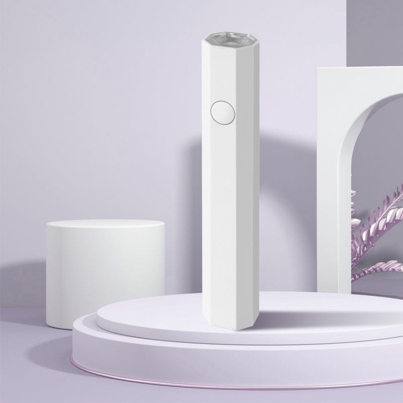 NailGenius | 30 G - Salon quality nails, just at home! |